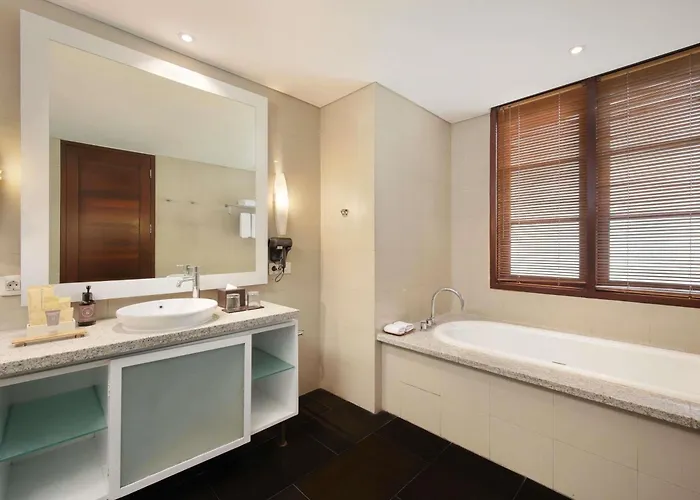 Hotel Novotel Bali 5*